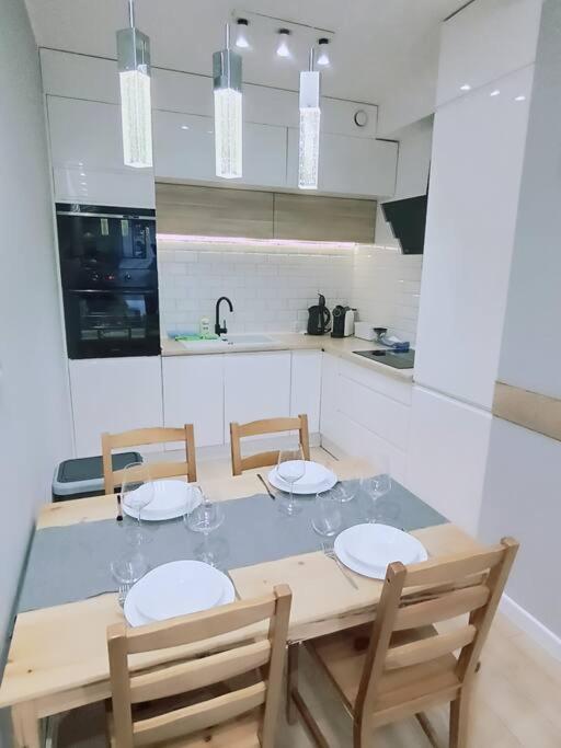 Przy Rzece I Starym Miescie Apartament *